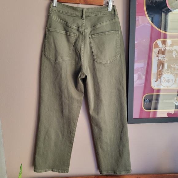 NWOT Express Women's Military Green Jean Super High Rise sz 2 Ankle Leg Stretch - Picture 2 of 6